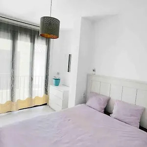 https://apt-stylish-2-bedroom-next-to-lamerced-plaza.1costadelsol.com